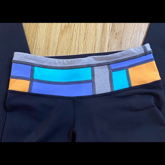 ARCHIVE Lululemon WunderUnder Leggings Size:2 Black//Multi - Picture 5 of 7